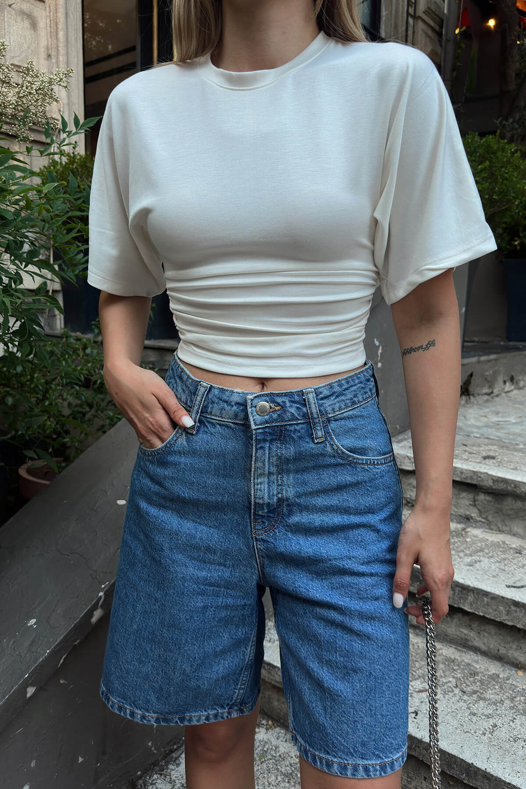 Beyaz Bisiklet Yaka Yarasa Kol Bel Drape Kadın Crop Bluz