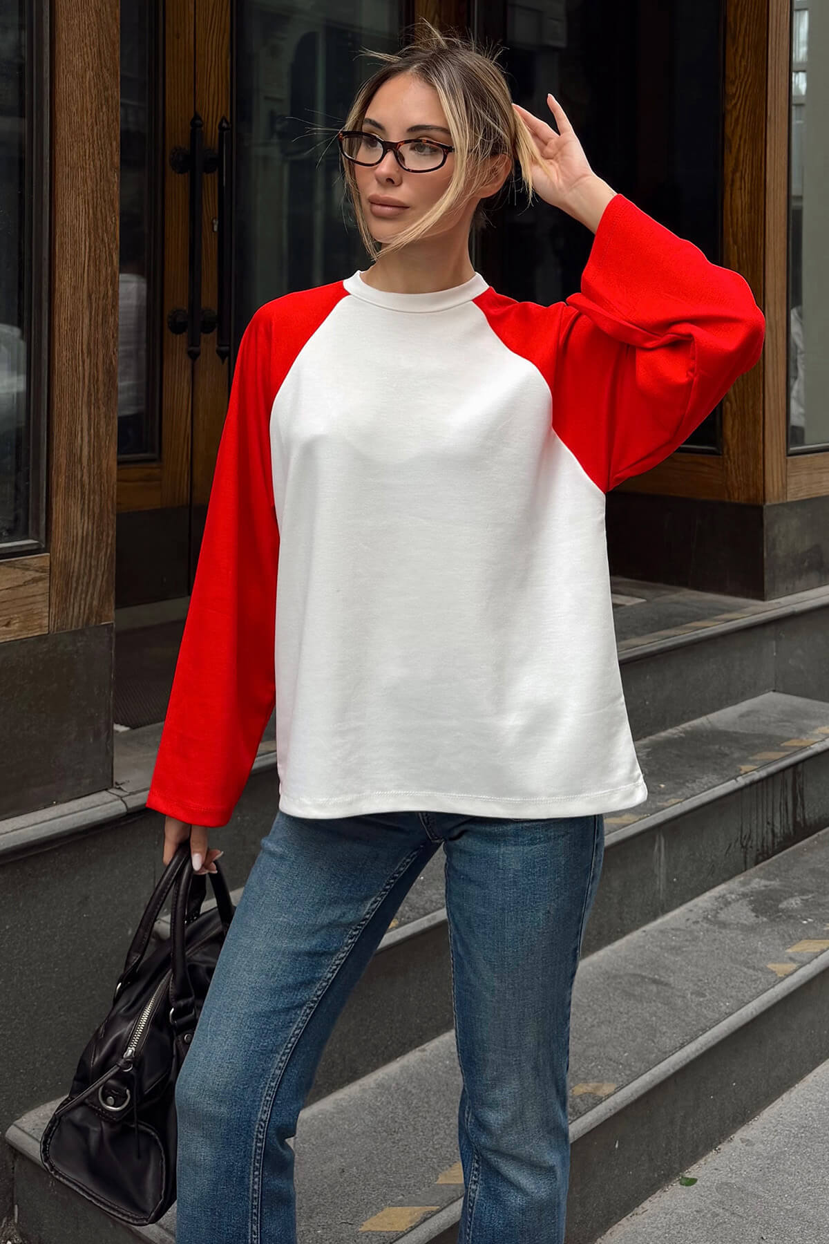 Kırmızı Garnili Reglan Kol Bisiklet Yaka Uzun Kol Kadın T-shirt