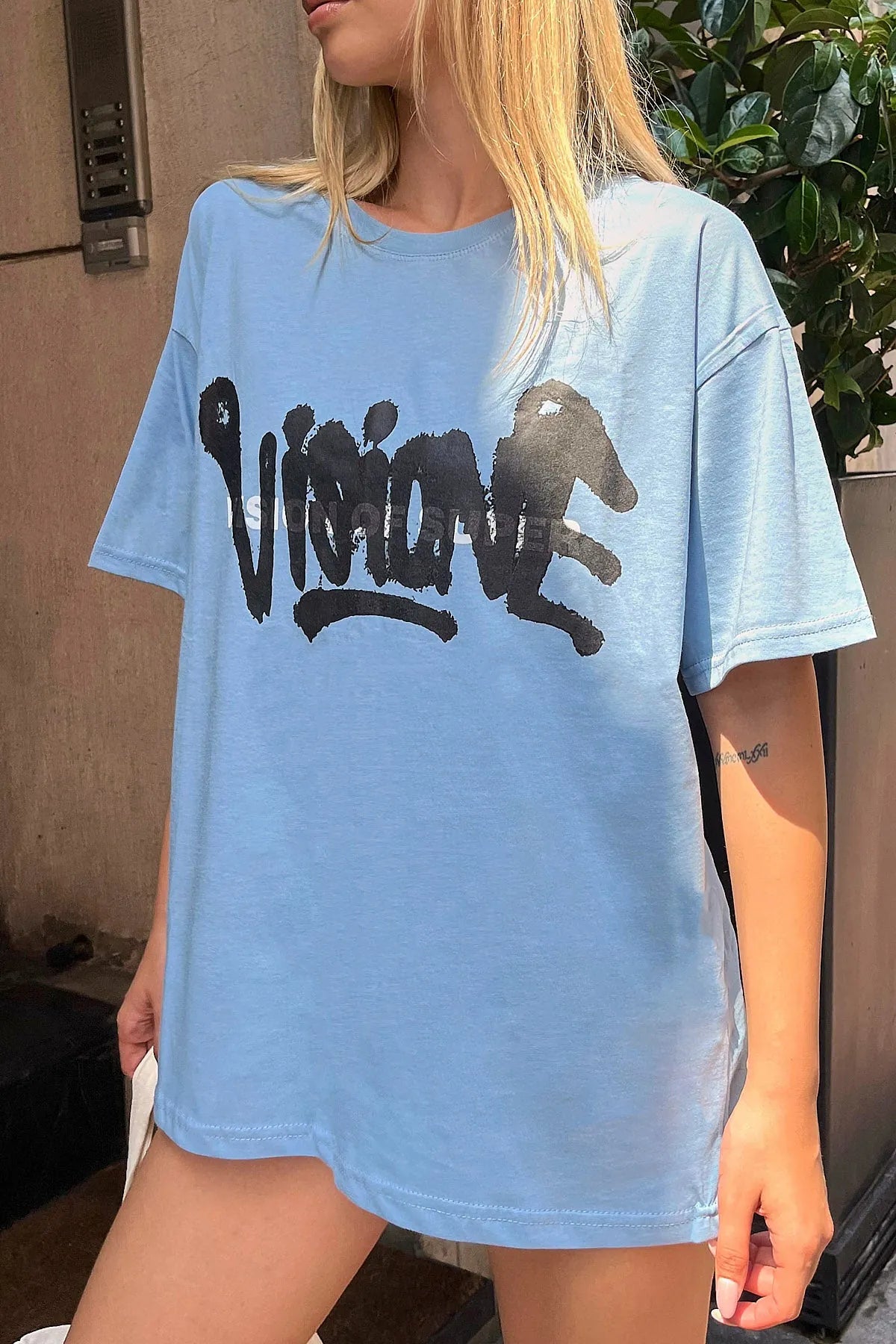 Mavi Visione Baskılı Oversize Kadın Tshirt