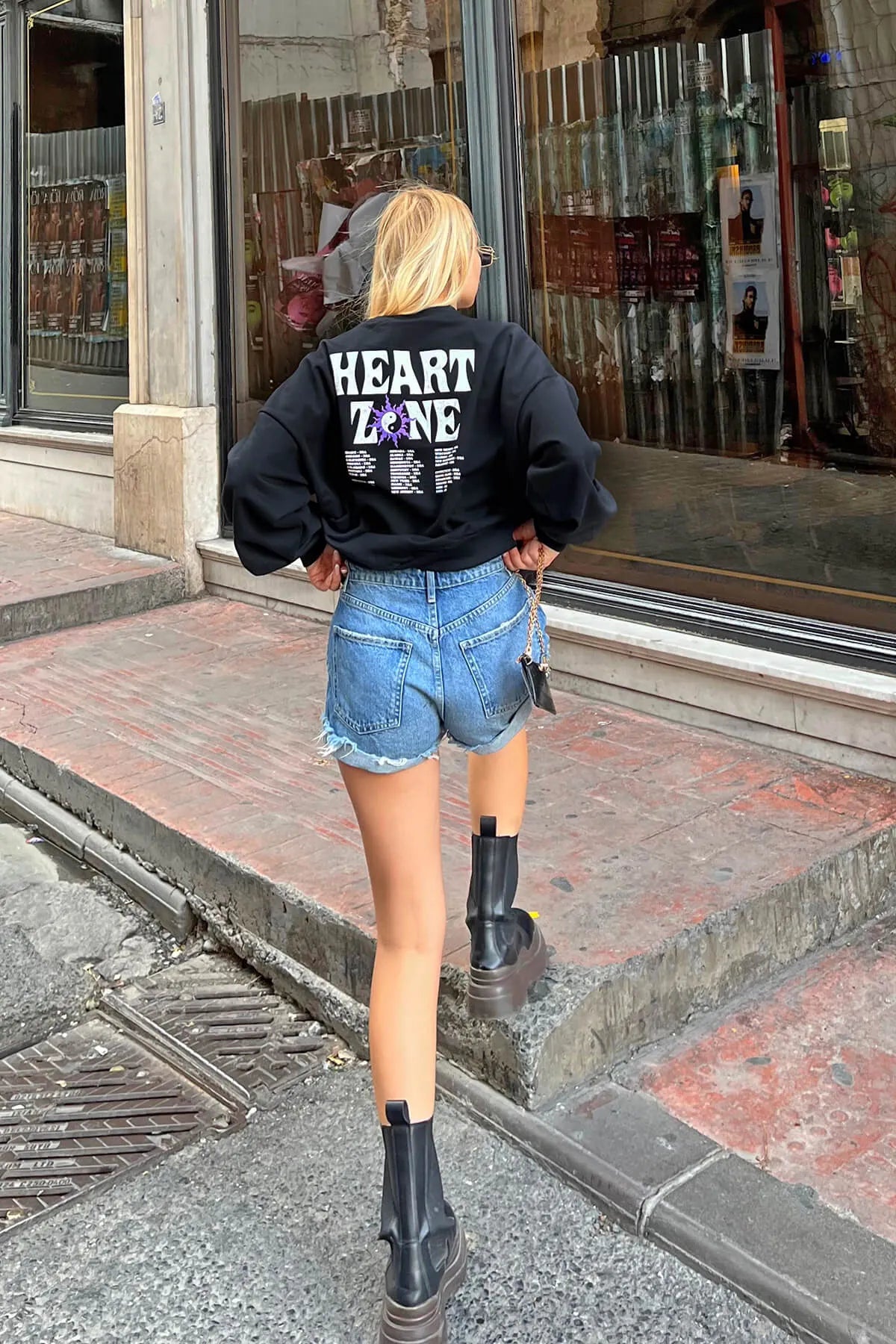 Siyah Heart Zone Ön ve Arka Baskılı Kadın Sweatshirt