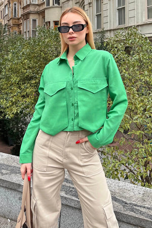 Yeşil Poplin Cep Detay Crop Kadın Gömlek