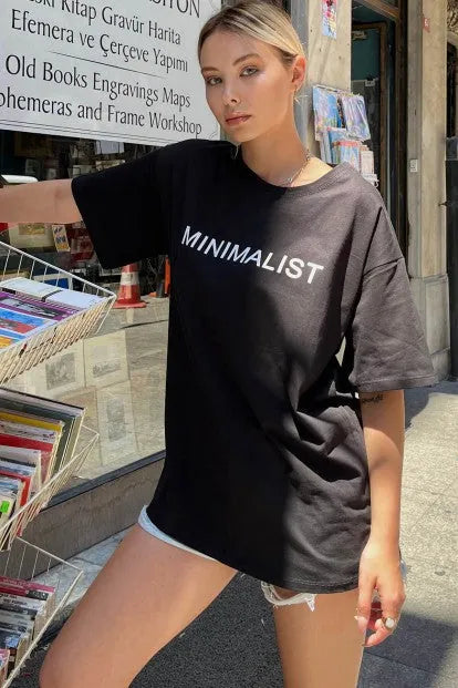 Siyah Minimalist Baskılı Bisiklet Yaka Tshirt
