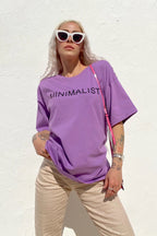 Mor Minimalist Baskılı Bisiklet Yaka Tshirt