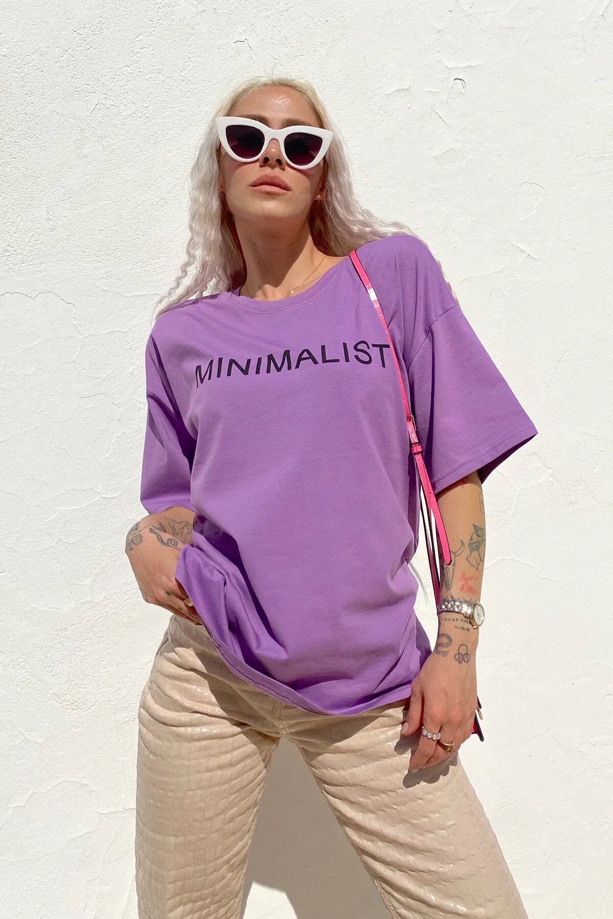 Mor Minimalist Baskılı Bisiklet Yaka Tshirt
