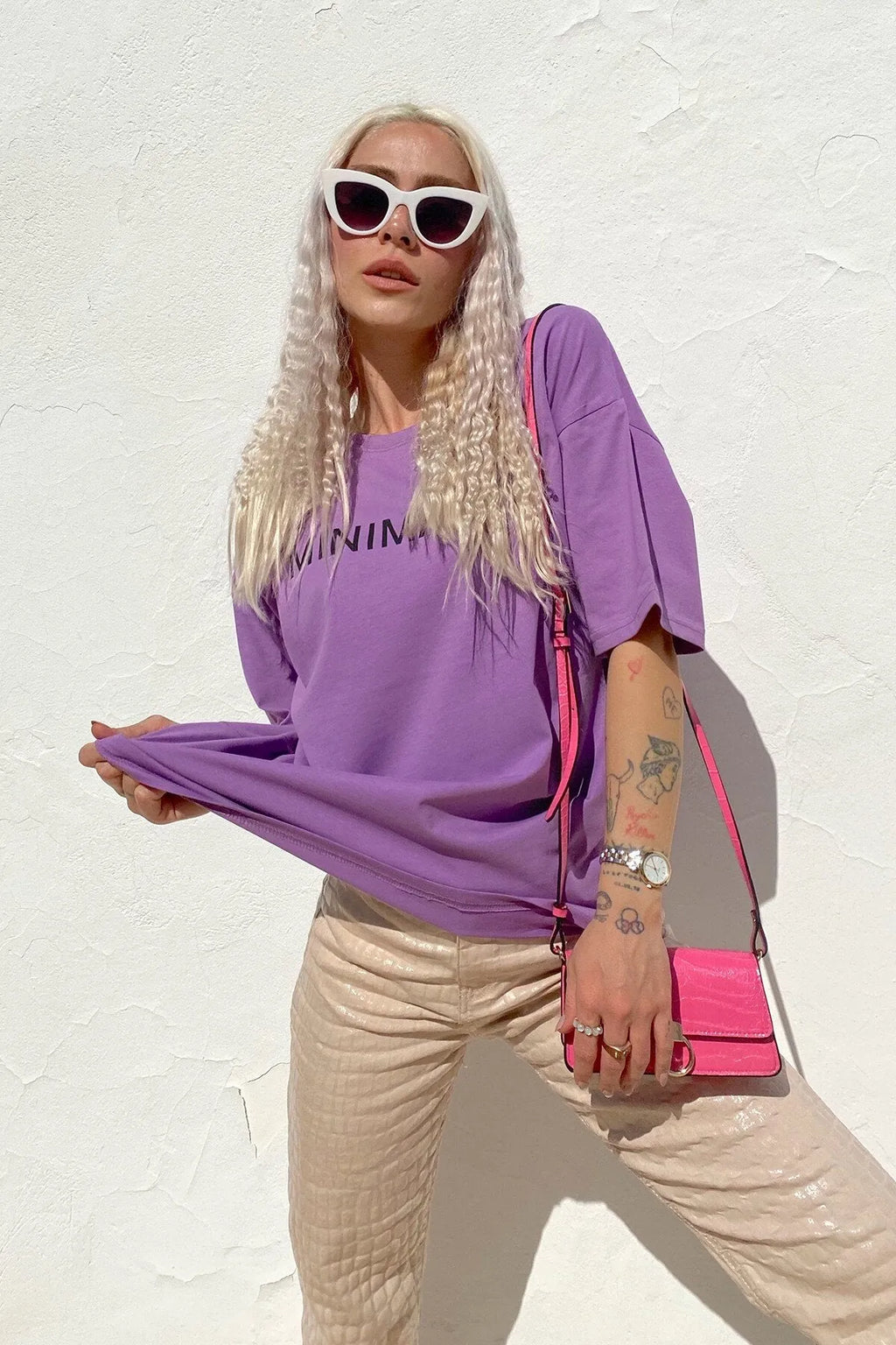 Mor Minimalist Baskılı Bisiklet Yaka Tshirt