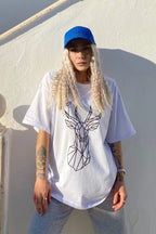 Beyaz Geyik Kabartma Baskılı Bisiklet Yaka Tshirt