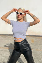 Gri Kısa Kol Biye Bağlamalı Crop Bluz