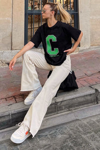 Siyah C Baskılı Oversize Kadın Tshirt