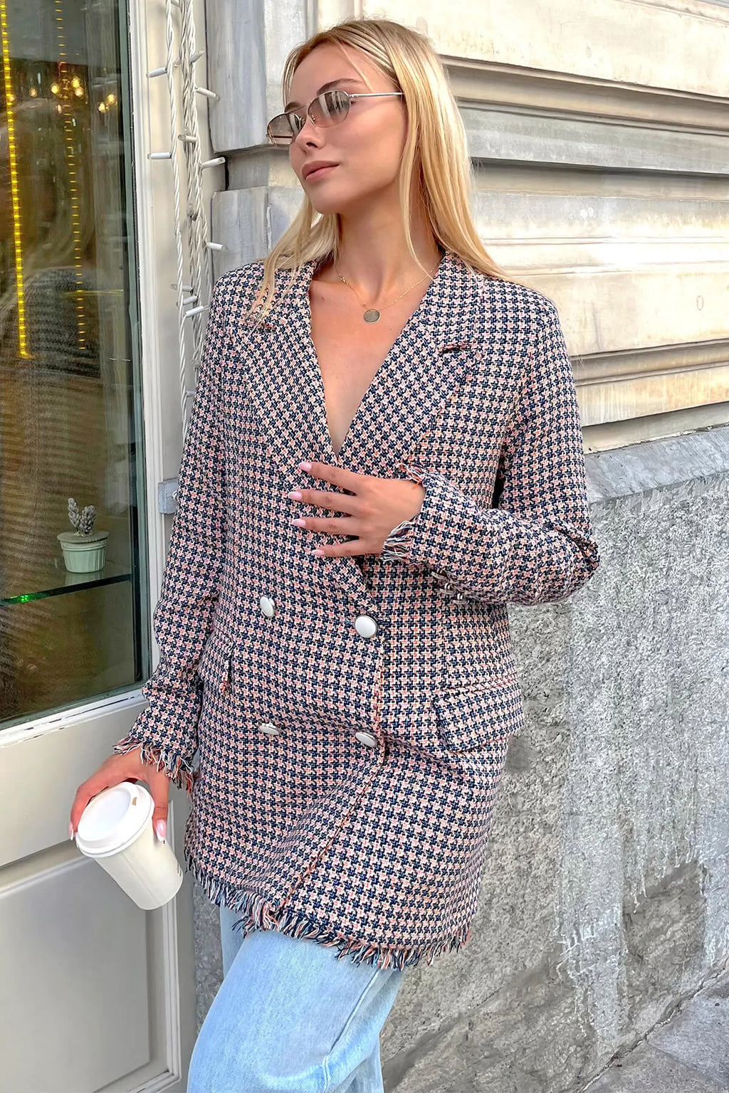 Pudra Kazayağı Desen Saçaklı Tüvit Blazer Kadın Ceket