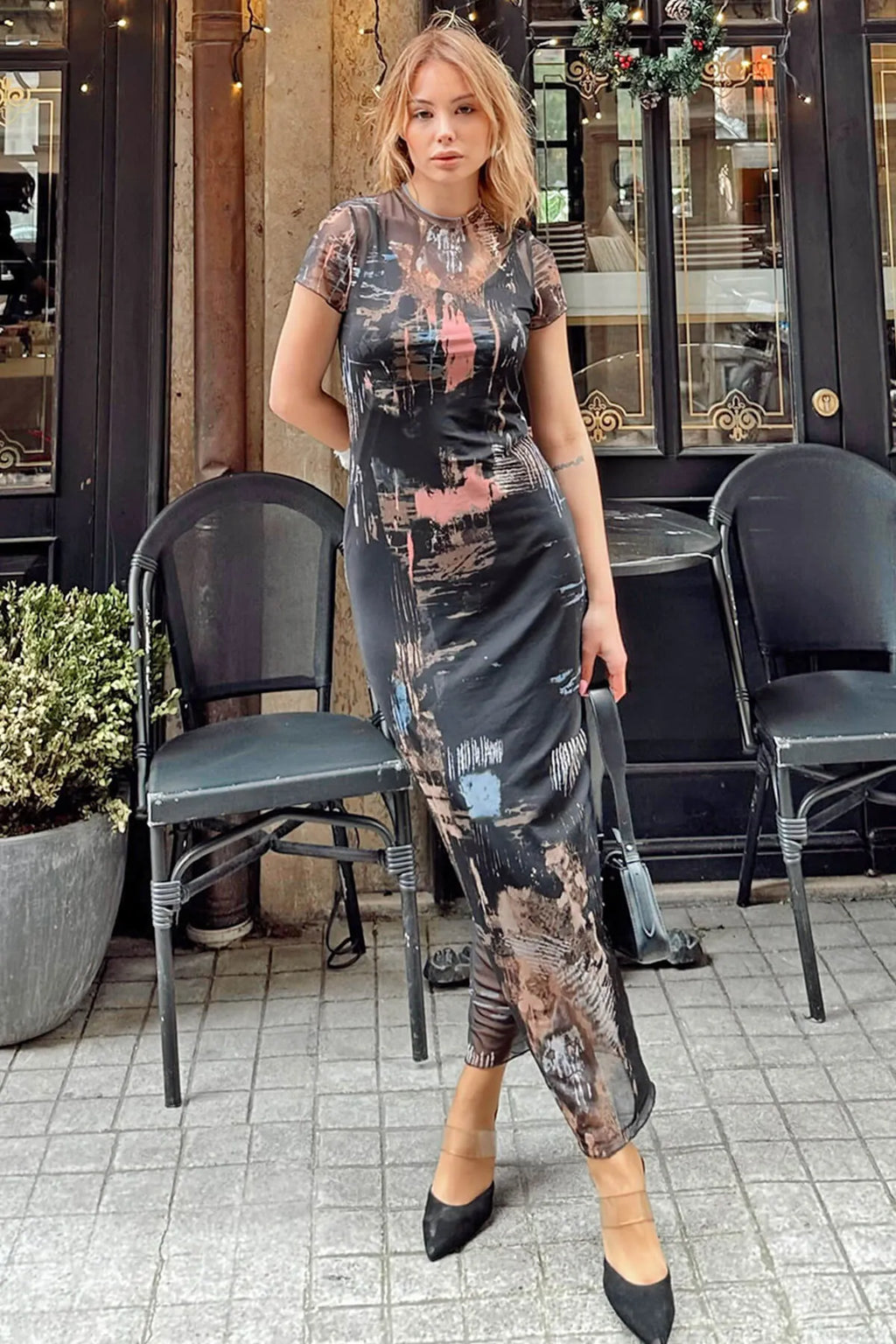Siyah Batik Desen Askılı Astarlı Kadın Midi Elbise
