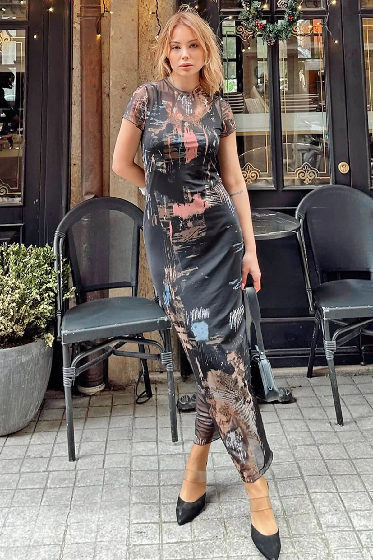 Siyah Batik Desen Askılı Astarlı Kadın Midi Elbise
