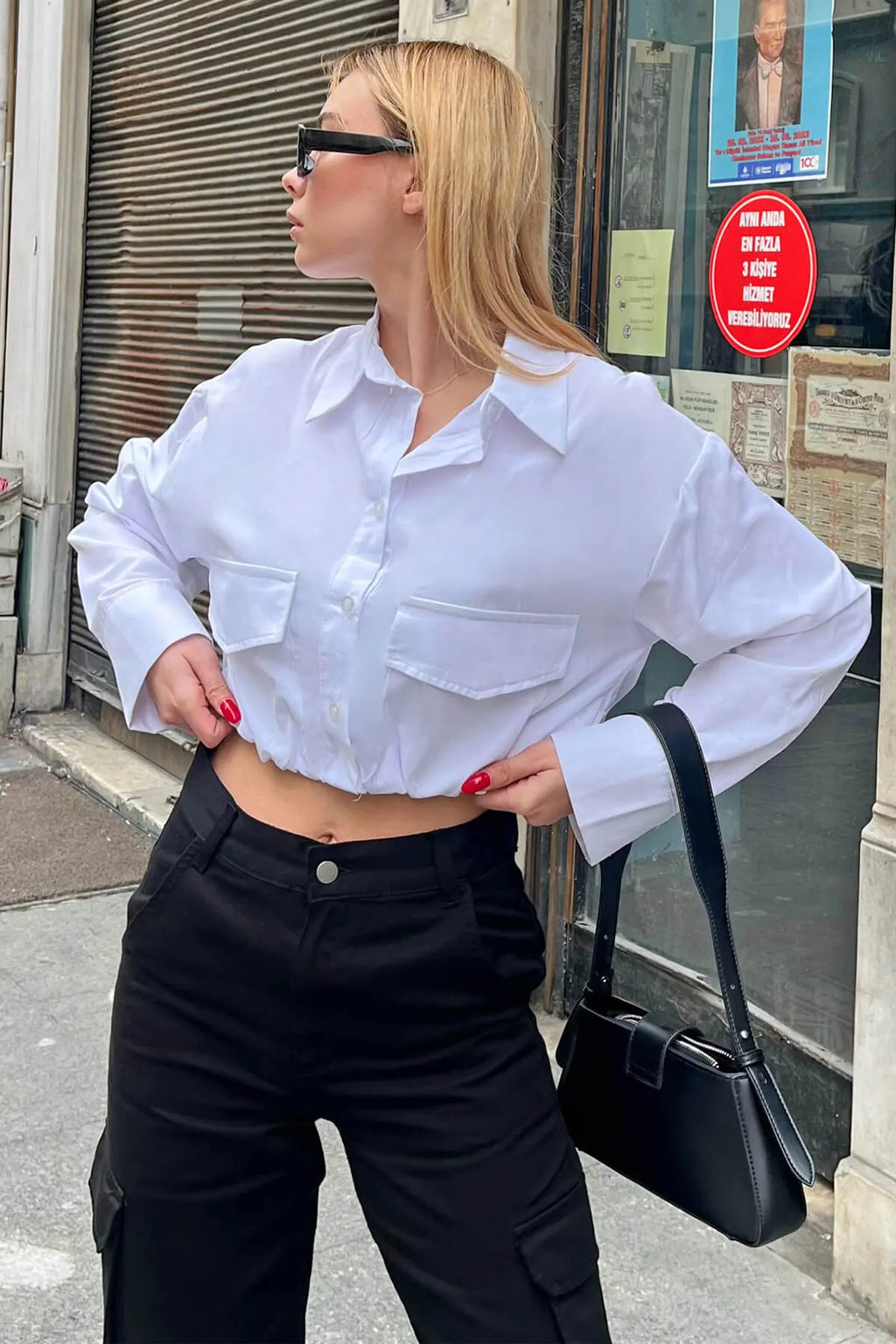 Beyaz Beli Lastikli Crop Kadın Gömlek