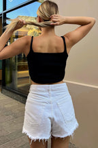 Siyah Askılı Merdiven Kesim Kadın Triko Crop
