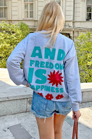 Gri Freedom Baskılı Bisiklet Yaka Kadın Sweatshirt