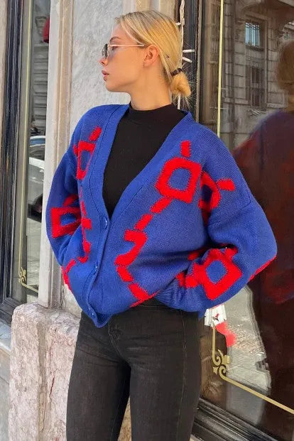 Mavi Kabartma Desenli Oversize Kadın Triko Hırka