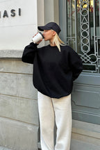 Siyah Oversize Basic Bisiklet Yaka İçi Polarlı Kadın Sweatshirt