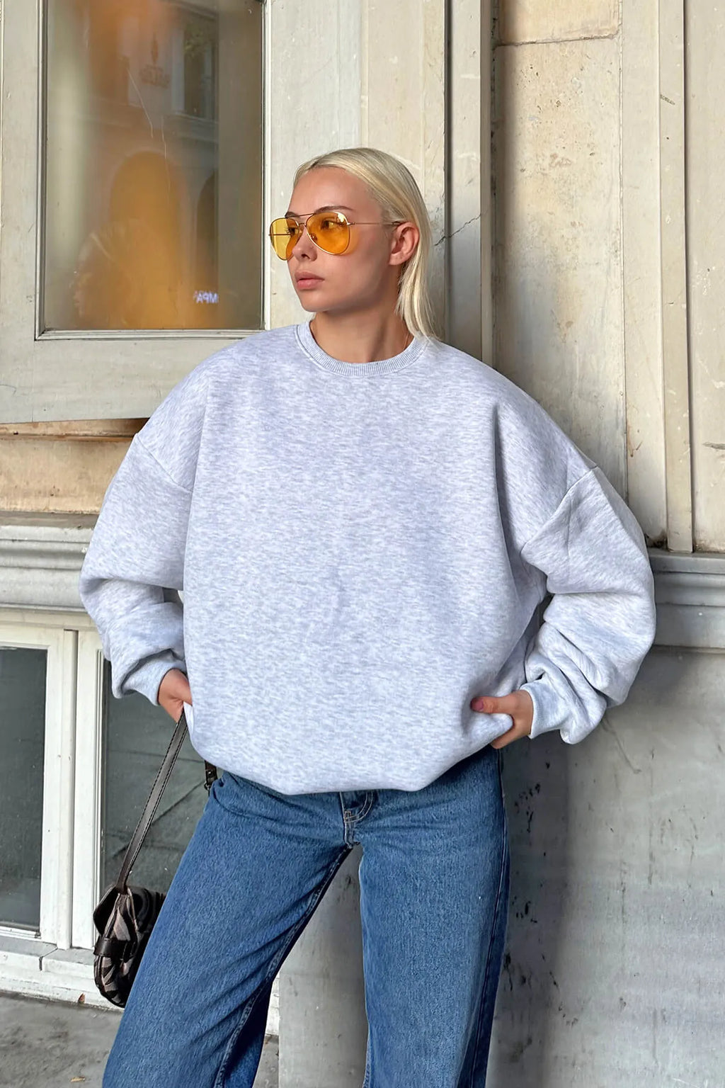 Gri Oversize Basic Bisiklet Yaka İçi Polarlı Kadın Sweatshirt