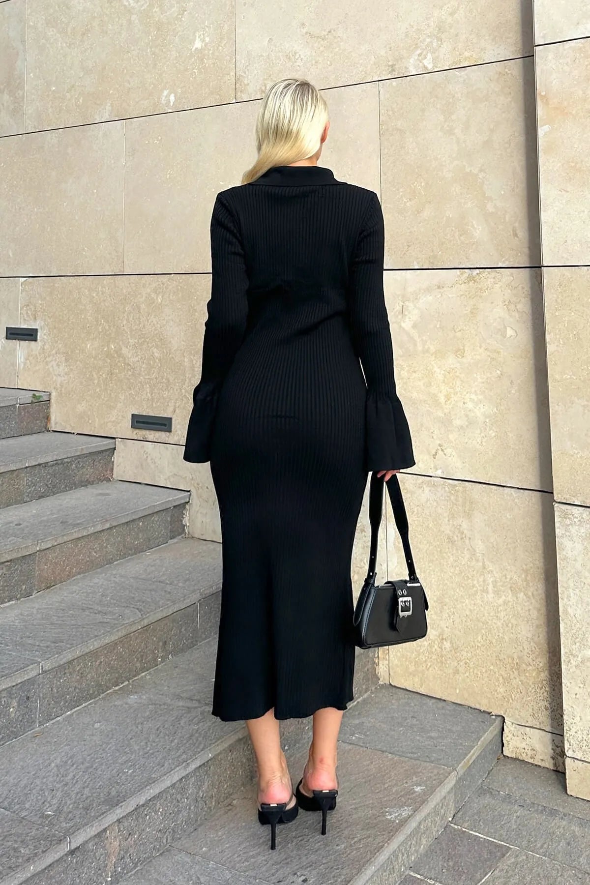 Siyah Sasha Polo Yaka Düğmeli Kol Detay Kadın Midi Triko Elbise