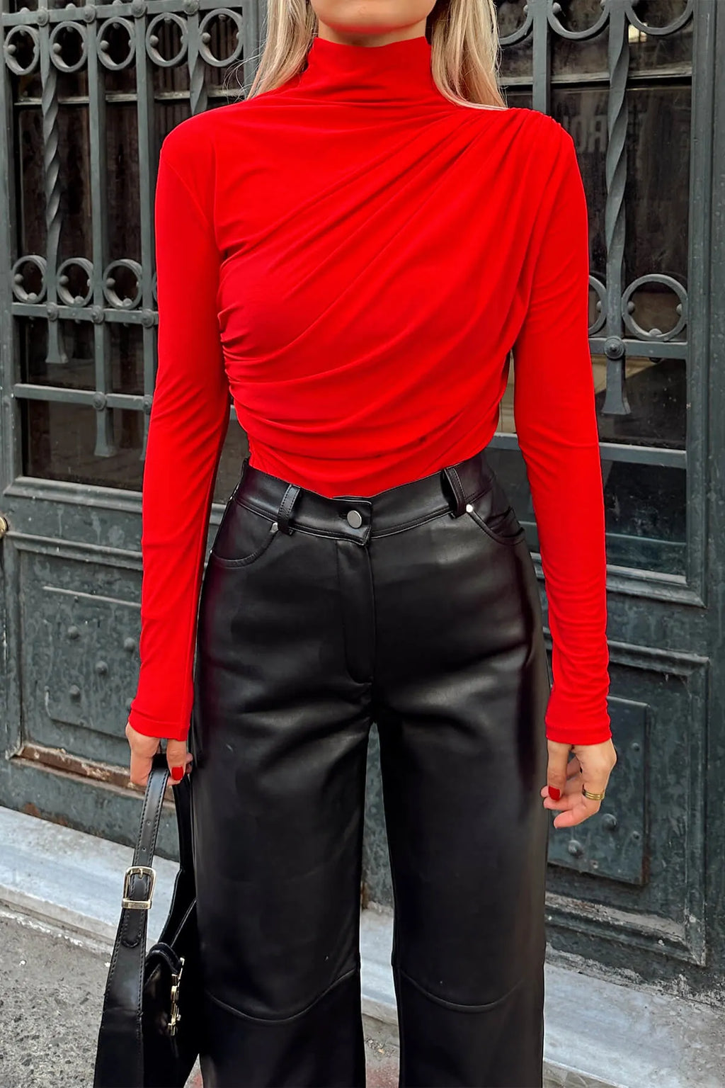 Kırmızı Yarım Balıkçı Omuz ve Bel Drapeli Kadın Bluz Crop