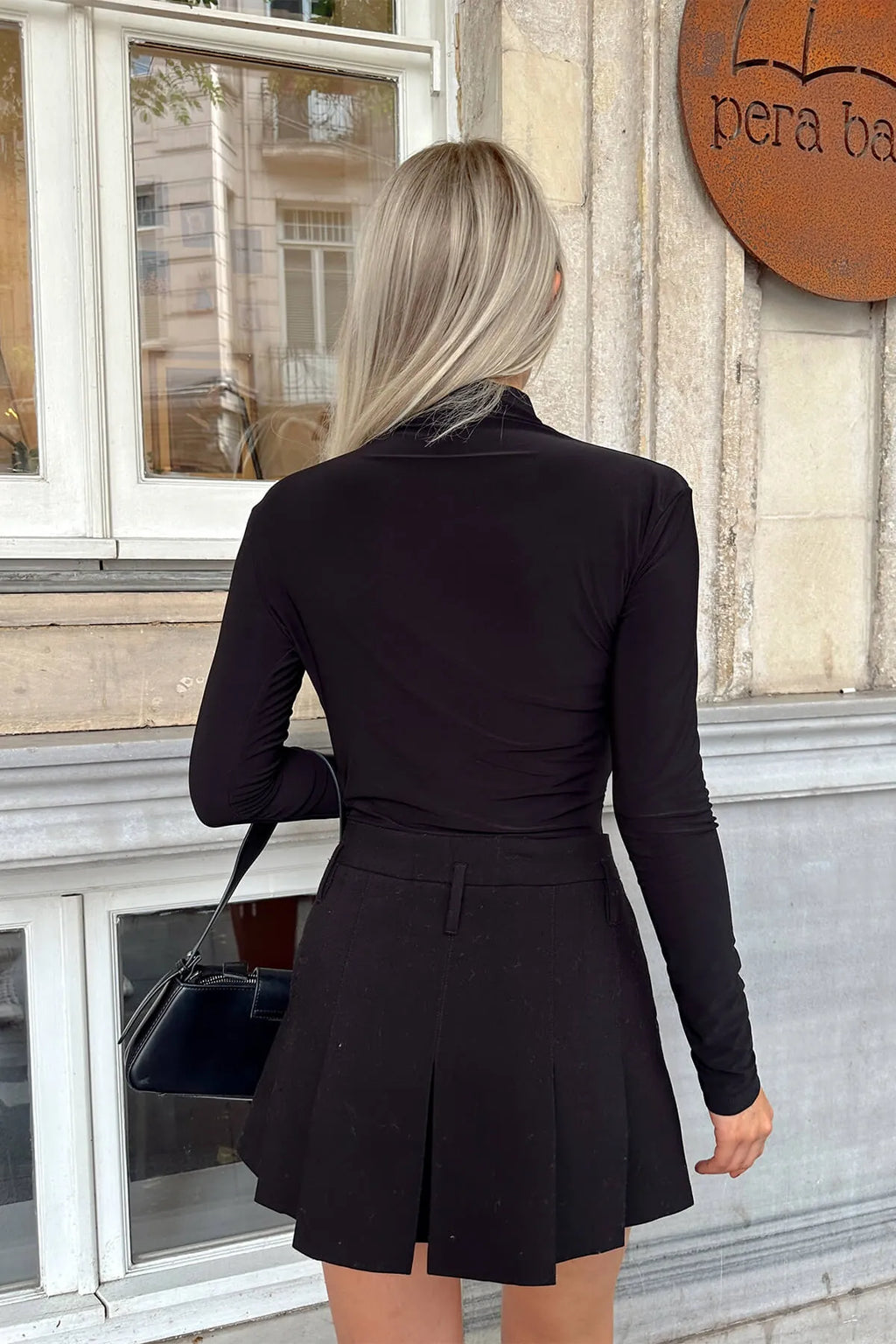 Siyah Yarım Balıkçı Omuz ve Bel Drapeli Kadın Bluz Crop