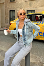 Mavi Kapüşonlu Cepli Kadın Denim Crop Kot Ceket