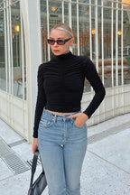 Siyah Full Drapeli Yarım Balıkçı Kadın Crop Bluz