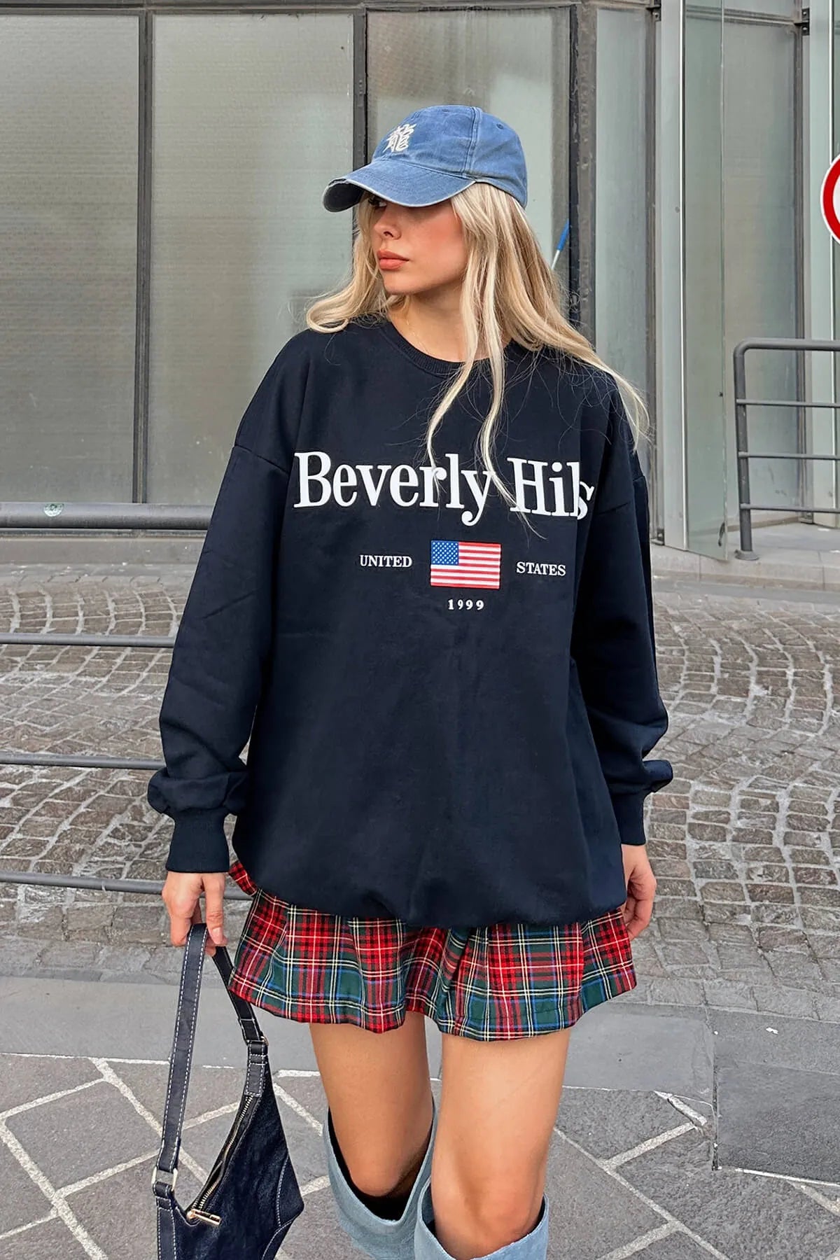 Lacivert Bevrly Baskılı Oversize Bisiklet Yaka İçi Pamuklu Kadın Sweatshirt