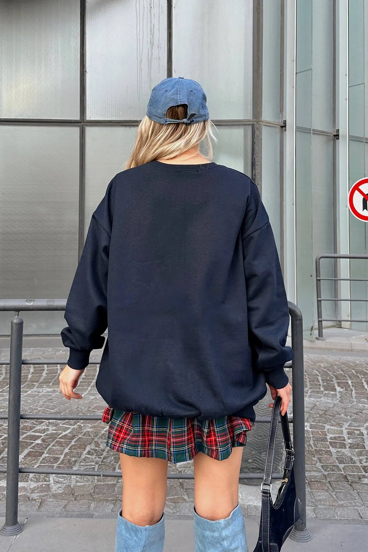 Lacivert Bevrly Baskılı Oversize Bisiklet Yaka İçi Pamuklu Kadın Sweatshirt