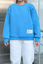 Mavi Sırt Fermuar Detaylı Armalı Bisiklet Yaka İçi Polarlı Kadın Sweatshirt