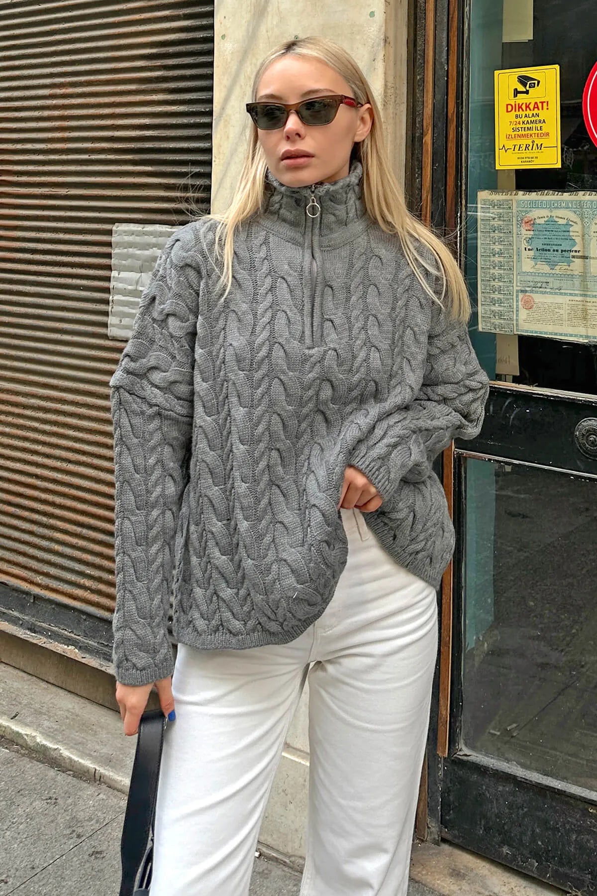 Gri Kamy Yarım Balıkçı Fermuarlı Saç Örgülü Oversize Kadın Triko Kazak
