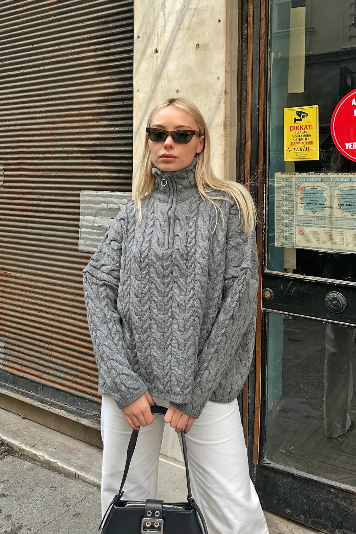 Gri Kamy Yarım Balıkçı Fermuarlı Saç Örgülü Oversize Kadın Triko Kazak