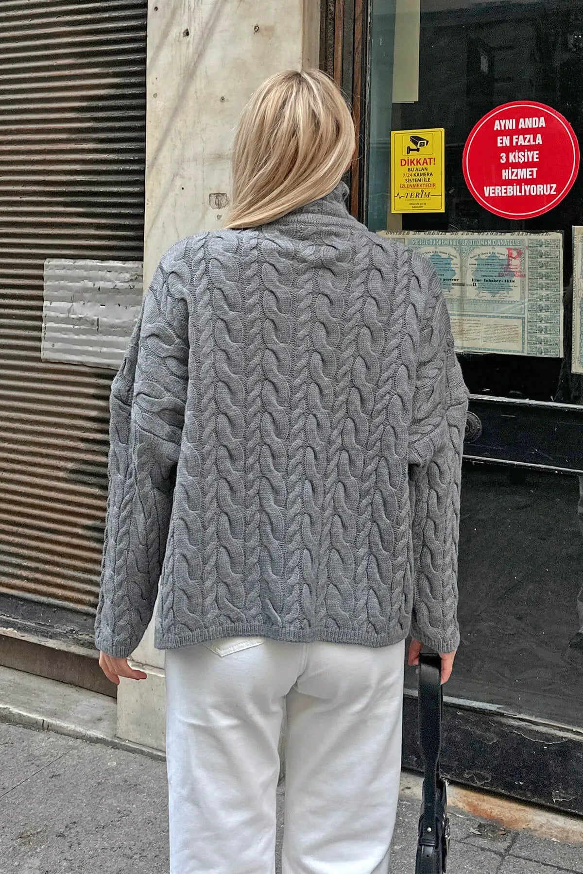 Gri Kamy Yarım Balıkçı Fermuarlı Saç Örgülü Oversize Kadın Triko Kazak