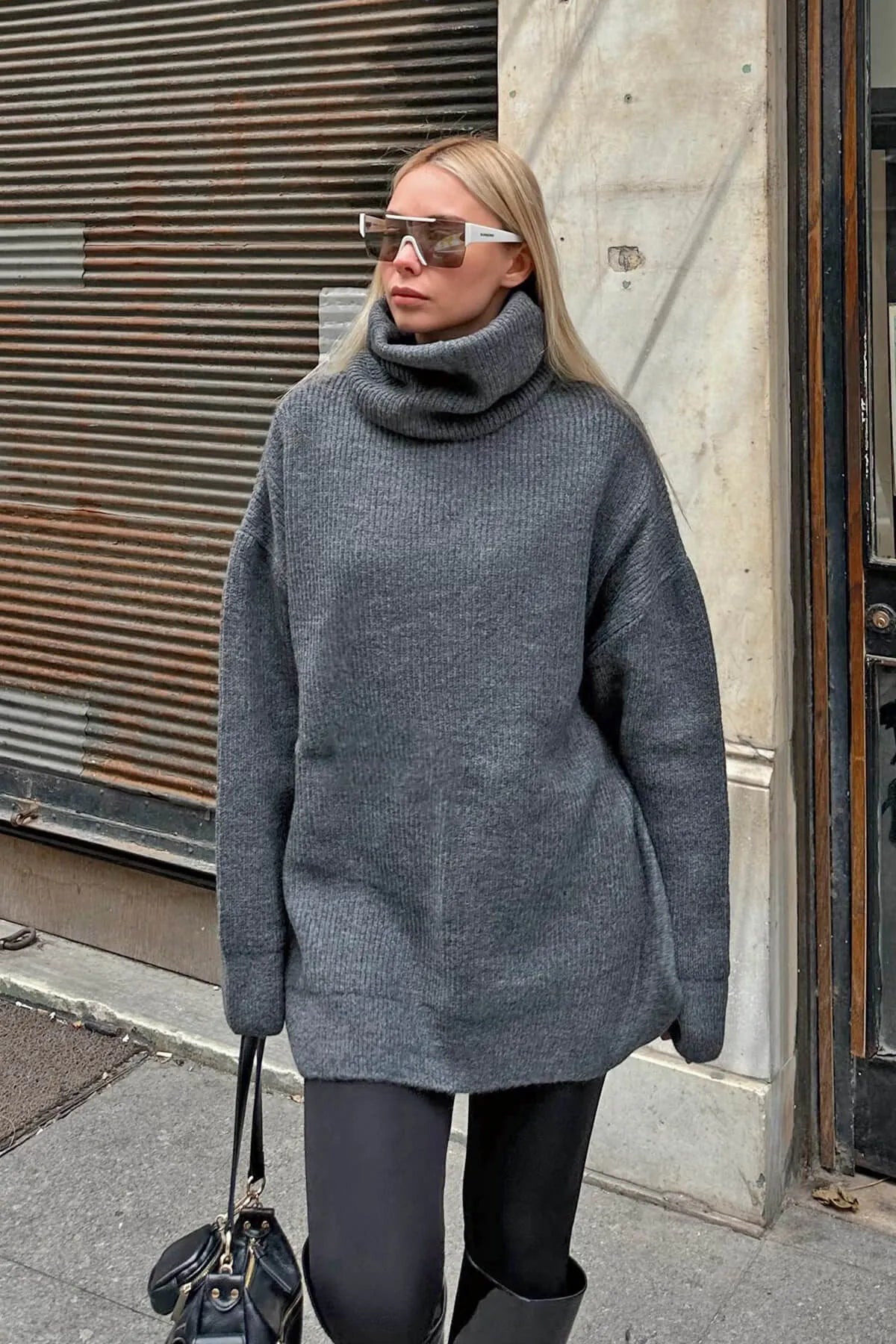 Füme Balıkçı Yaka Oversize Long Örgü Kadın Triko Kazak