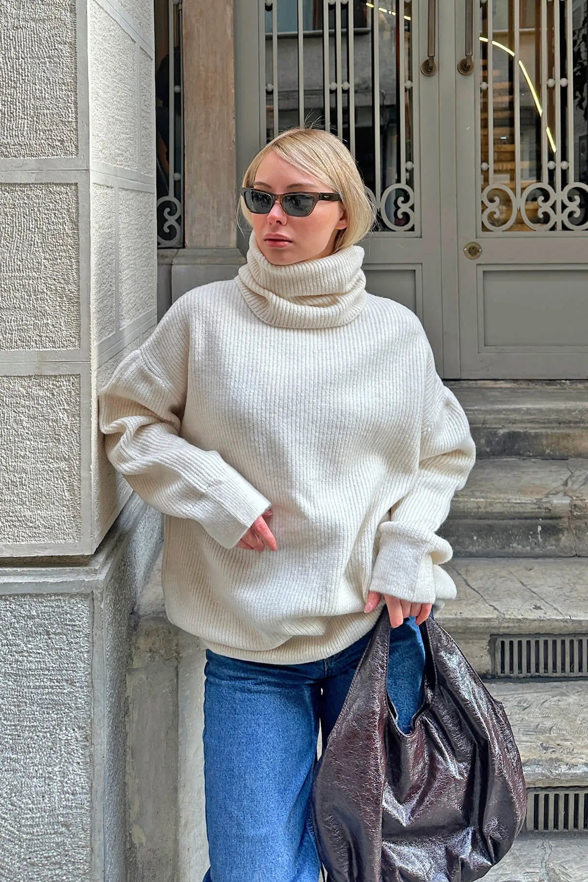 Bej Balıkçı Yaka Oversize Long Örgü Kadın Triko Kazak