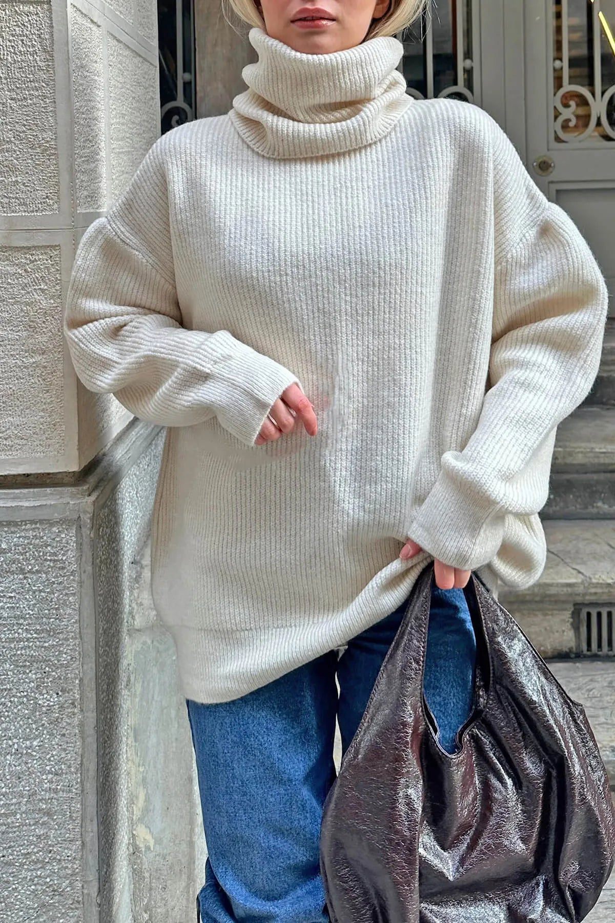 Bej Balıkçı Yaka Oversize Long Örgü Kadın Triko Kazak