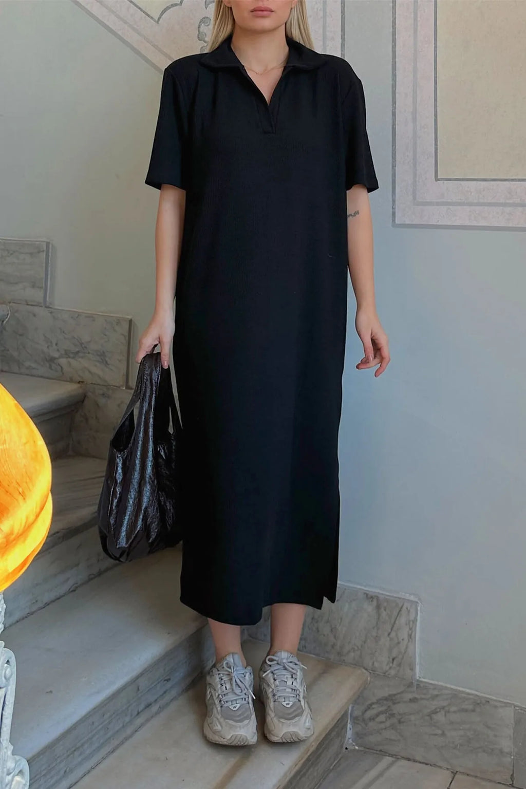 Siyah Jess Polo Yaka Çift Yırtmaçlı Relaxed Kadın Midi Elbise