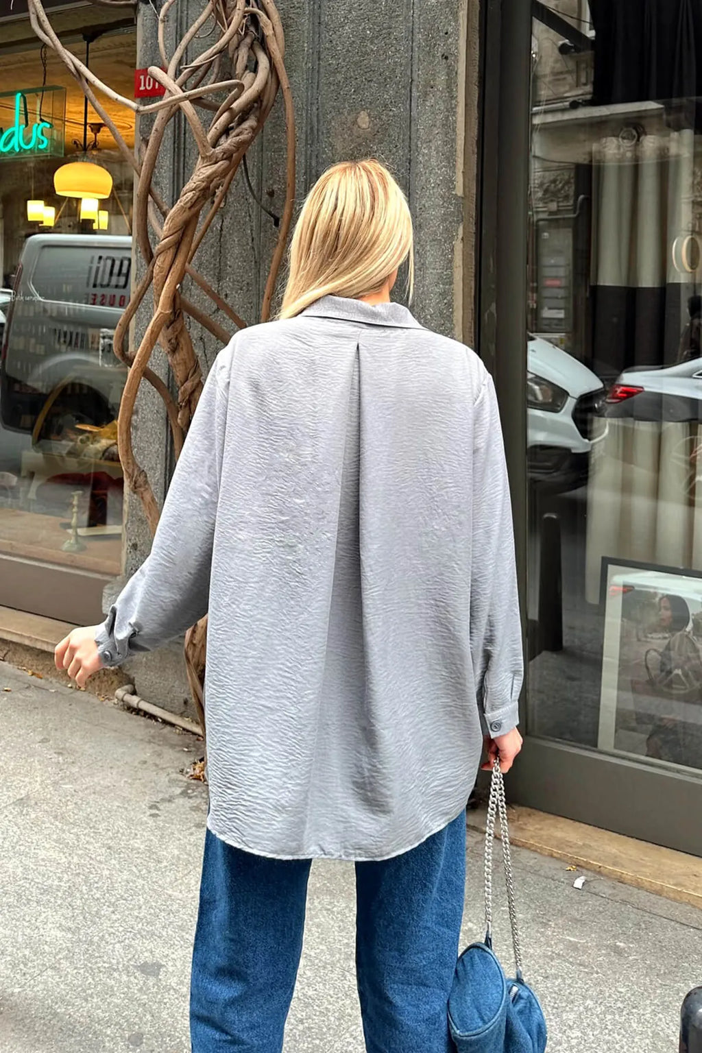 Gri Tek Cepli Oversize Rahat Kalıp Kadın Gömlek