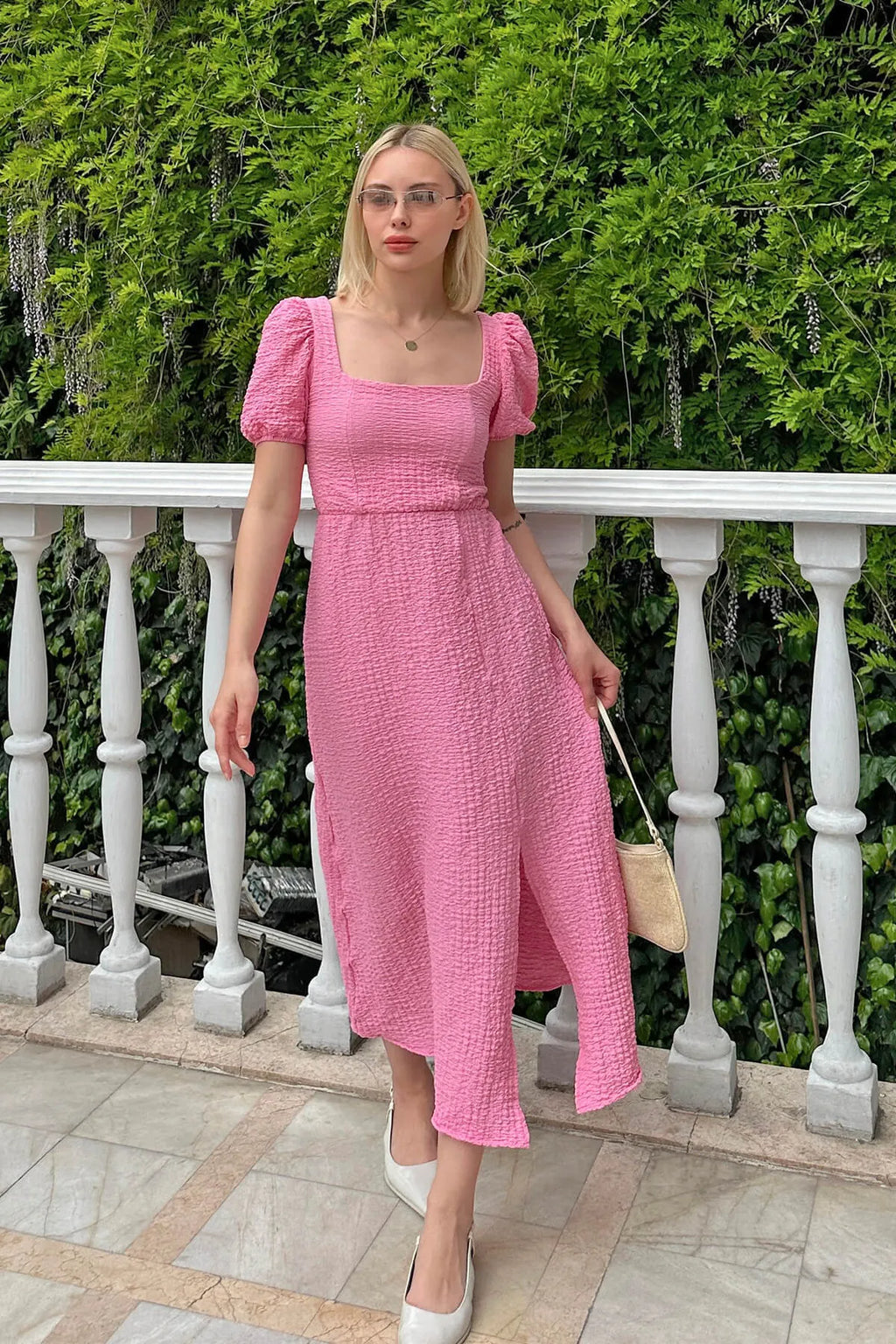 Pembe Sırt Çapraz Bağlamalı Karpuz Kol Yırtmaçlı Kadın Midi Elbise