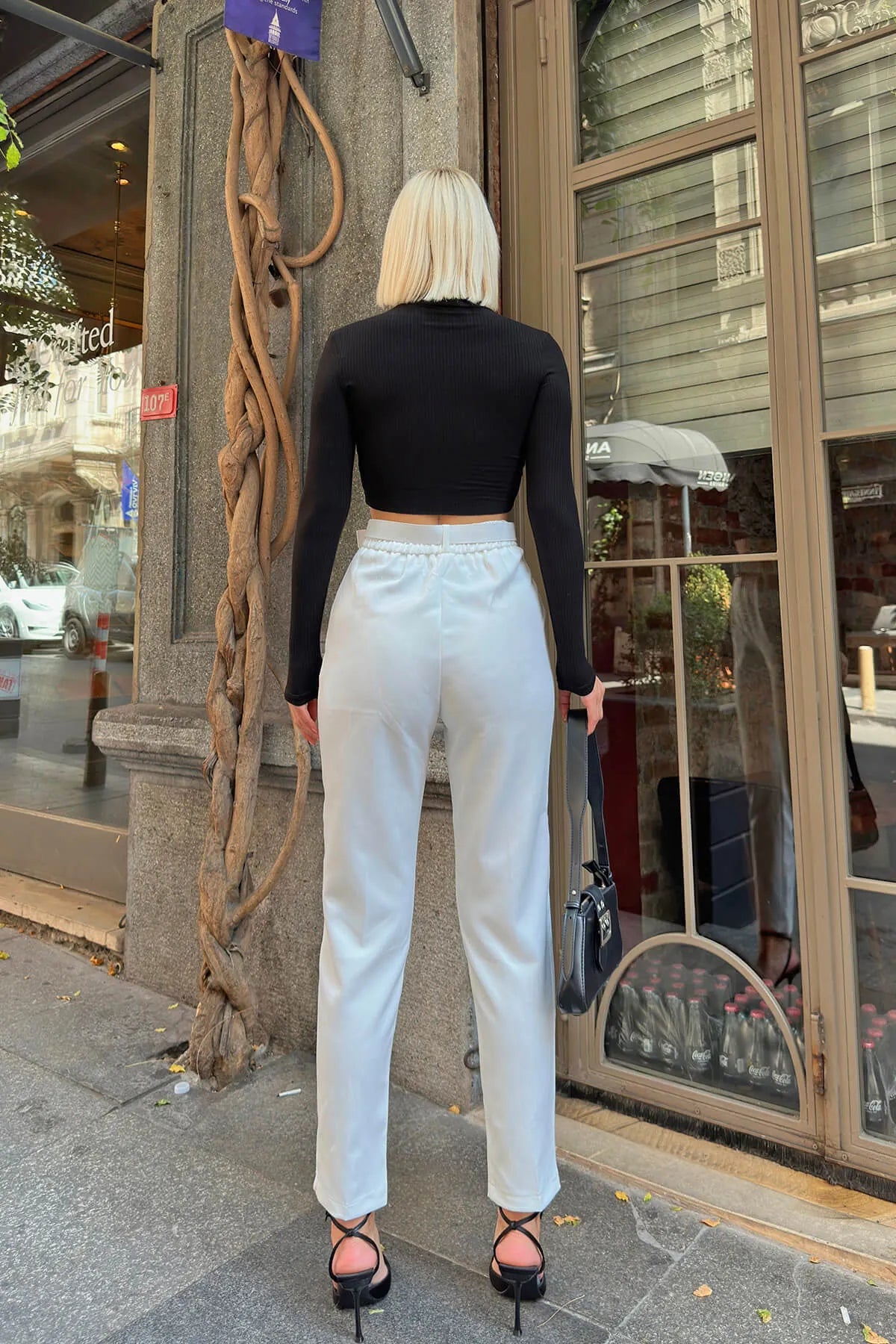 Beyaz Vivon Yüksek Bel Kemerli Beli Lastikli Kadın Pantolon