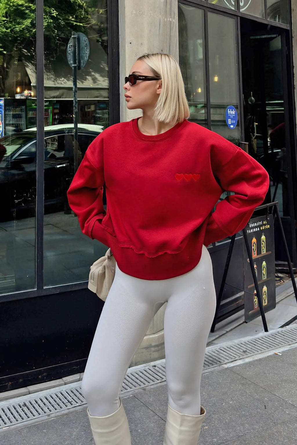 Kırmızı 3 Kalp Baskılı Piş Dikiş Kadın Crop Sweatshirt
