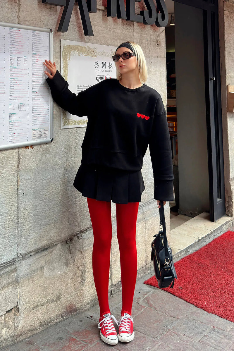 Siyah 3 Kalp Baskılı Piş Dikiş Kadın Crop Sweatshirt
