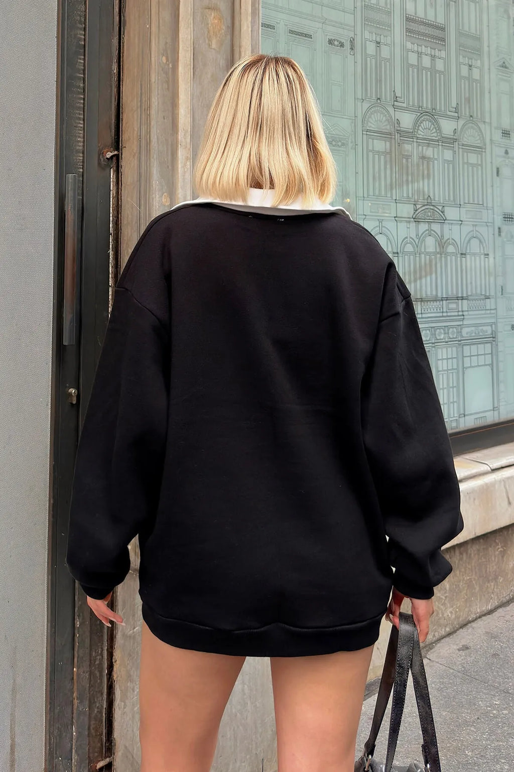 Siyah Monano Polo Yaka Nakışlı İçi Pamuklu Kadın Sweatshirt