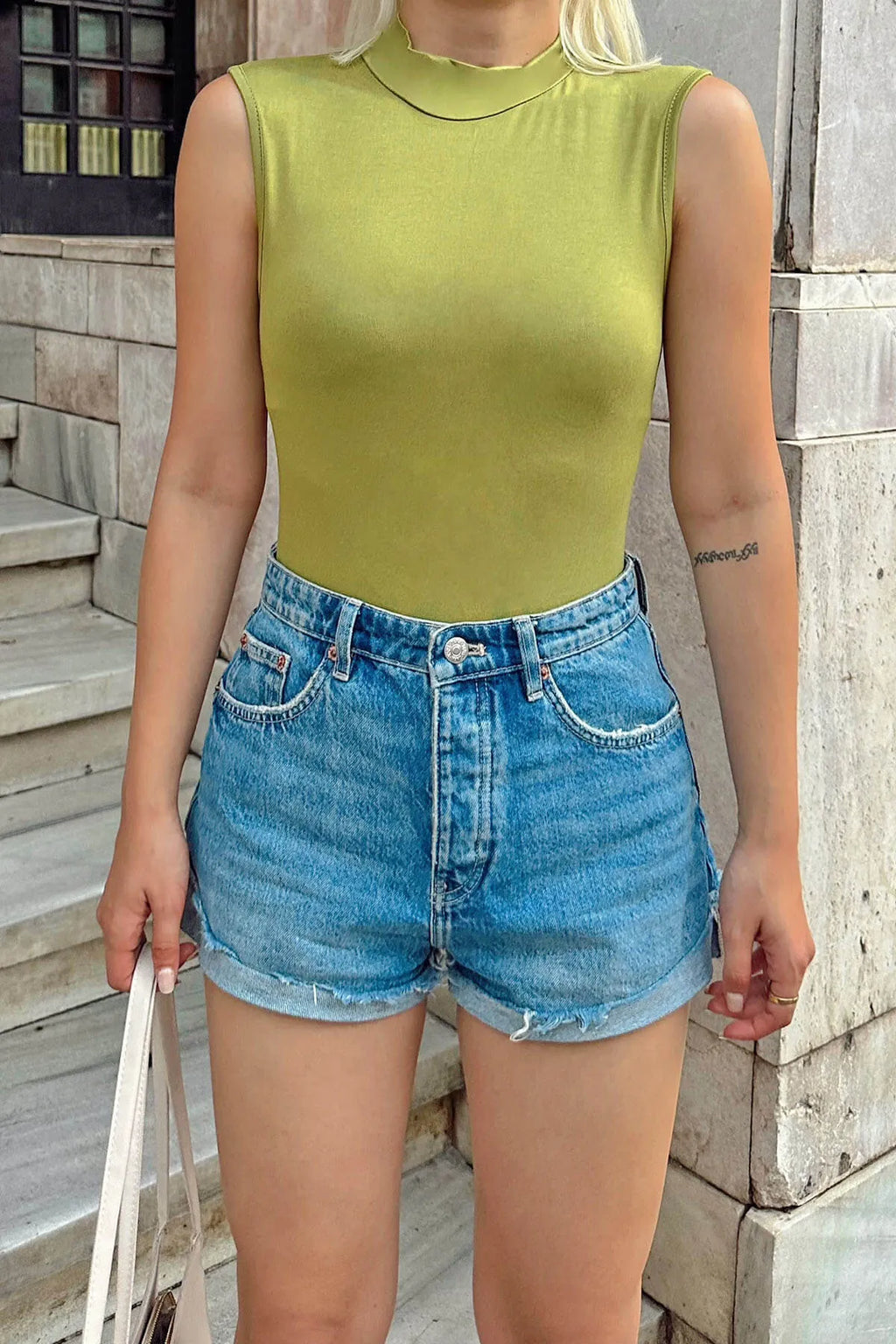 Yağ Yeşili Sıfır Kol Yarım Balıkçı Kadın Body Bluz