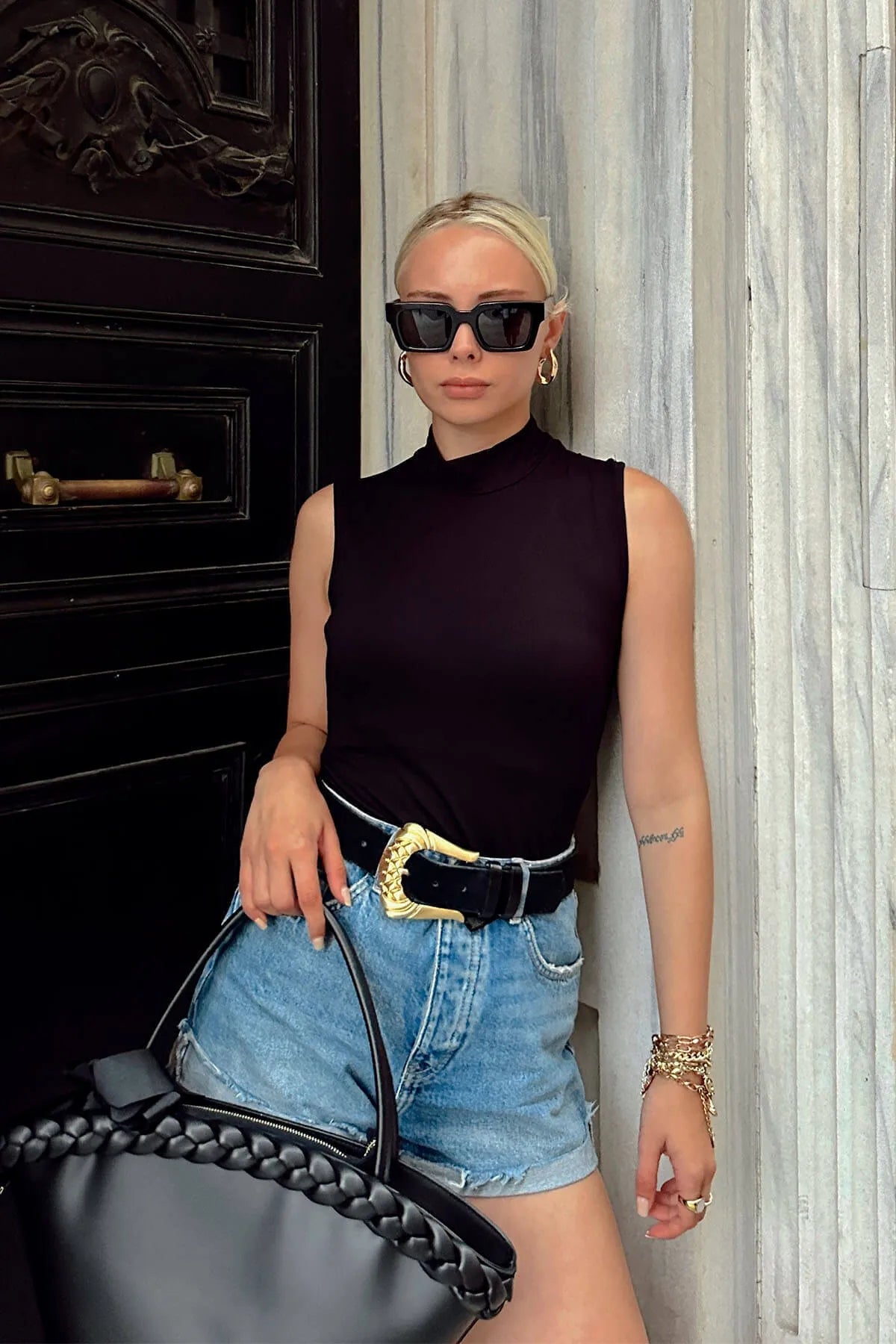 Siyah Sıfır Kol Yarım Balıkçı Kadın Body Bluz