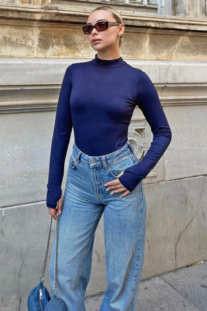 Lacivert Poi Parmak Detaylı Yarım Balıkçı Kadın Body Bluz