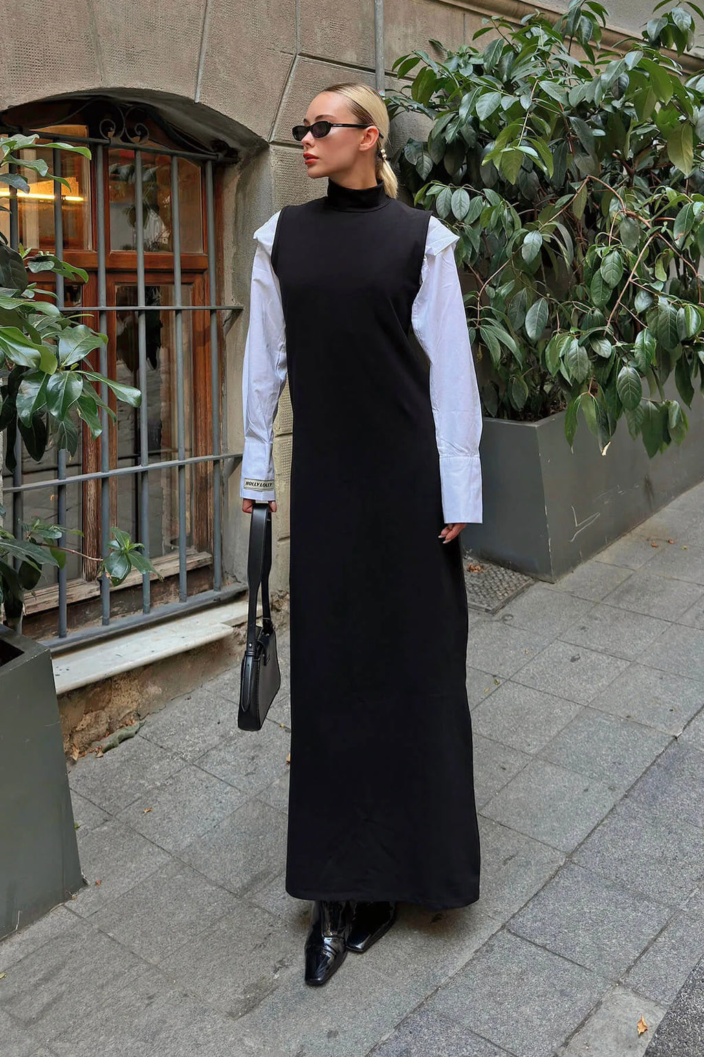 Siyah Mercy Yarım Balıkçı Sıfır Kol Pamuk Karışımlı Kadın Maxi Elbise