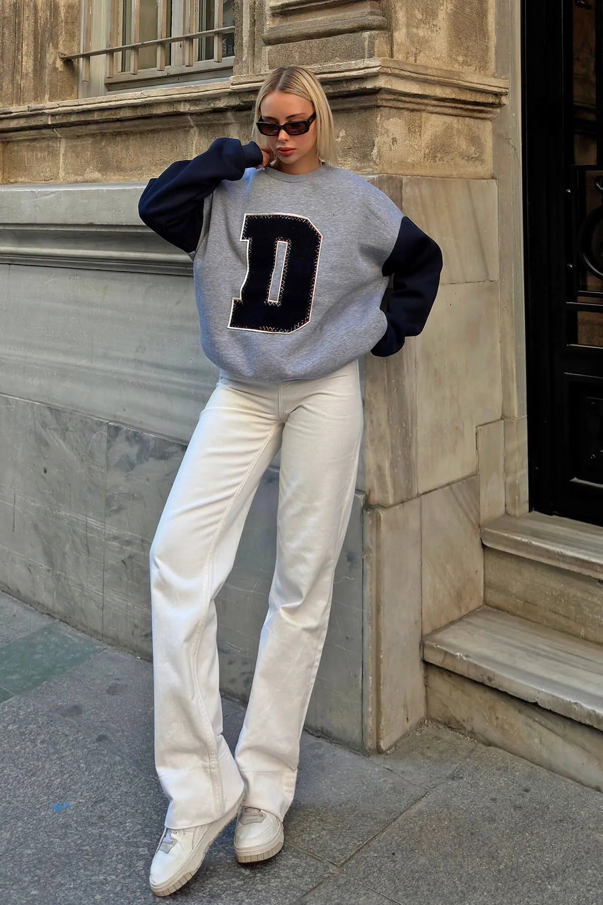 Gri Lacivert D Nakışlı Garnili İçi Pamuklu Kadın Sweatshirt