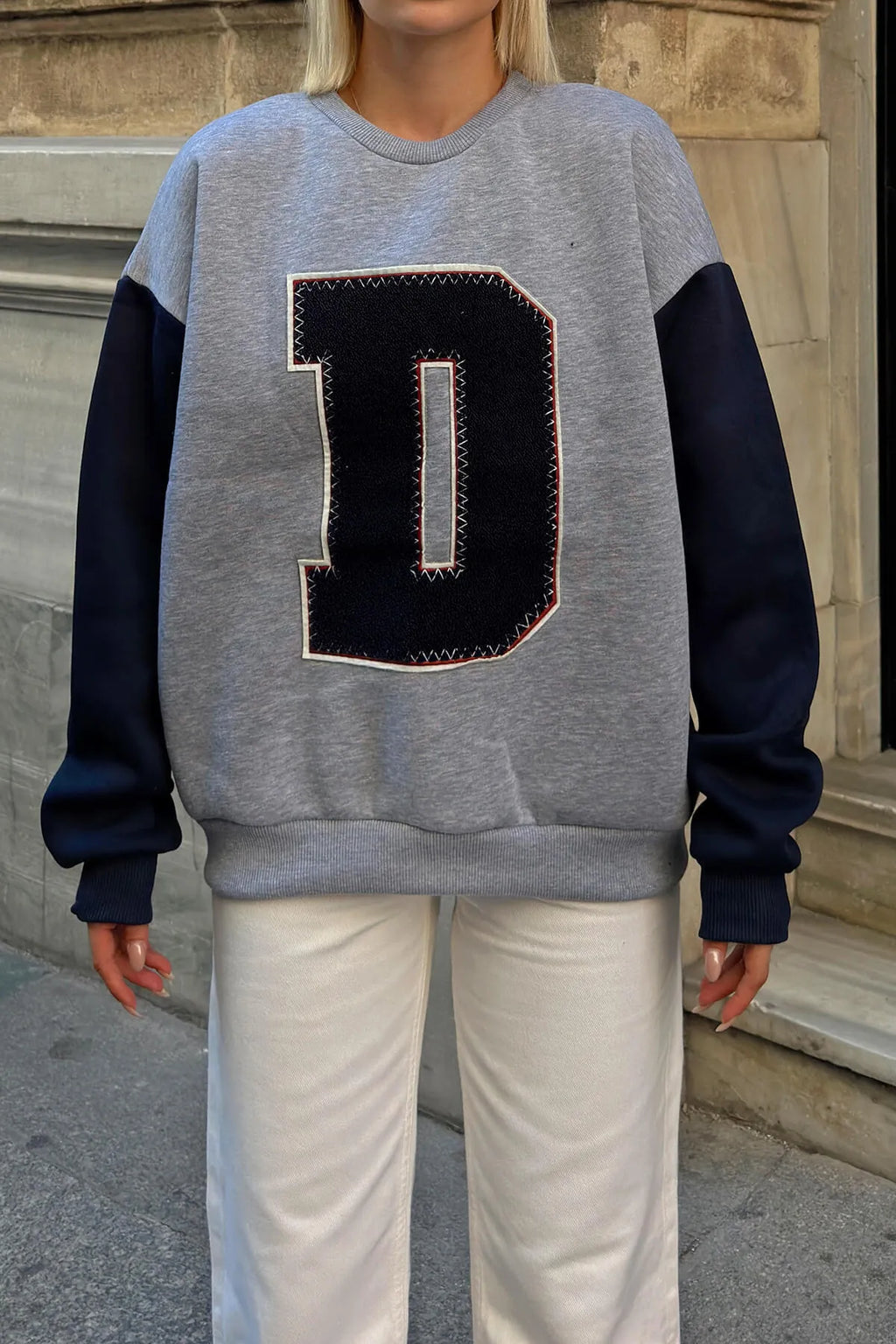 Gri Lacivert D Nakışlı Garnili İçi Pamuklu Kadın Sweatshirt