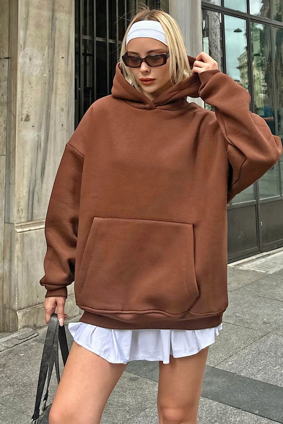 Kahverengi Stay Kapüşonlu Kanguru Cepli İçi Polarlı Oversize Kadın Sweatshirt