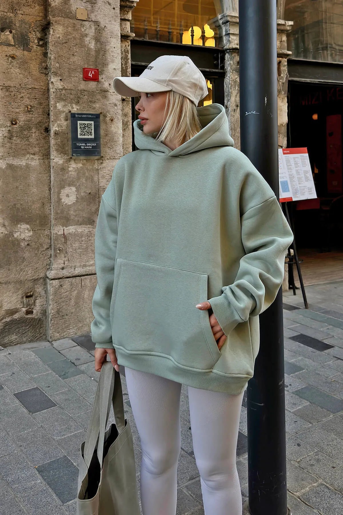 Mint Yeşili Stay Kapüşonlu Kanguru Cepli İçi Polarlı Oversize Kadın Sweatshirt